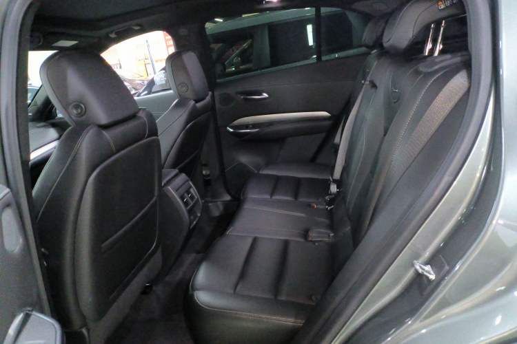 Used Cadillac XT4 2018 28T Two-Wheel Drive Leading Version