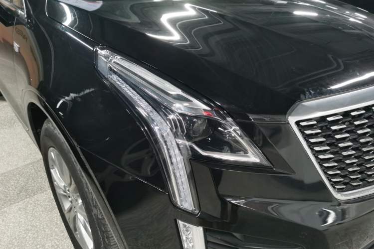 Used Cadillac XT5 2021 28T Luxury Model