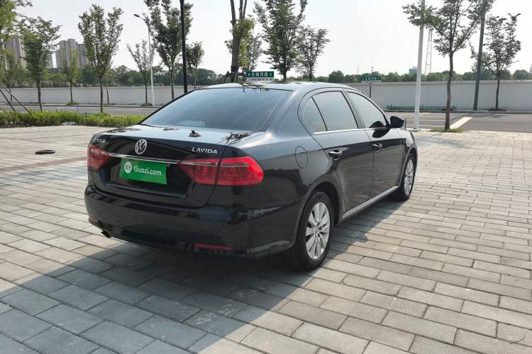 Used Volkswagen Lavida 2013 Restyled Classic 1.6L Automatic Comfort Edition