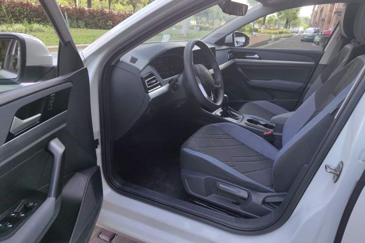 Used Volkswagen Lavida 2023 1.5L Automatic De Yi Edition