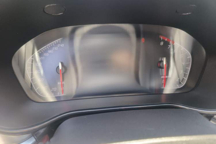 Used Changan CS85 COUPE 2023 1.5T DCT Luxury Version
