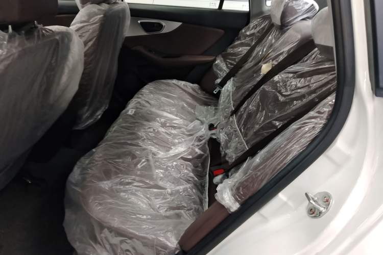 Used Soueast A5 Wing Dance 2022 1.5L CVT Wing Drill Model
