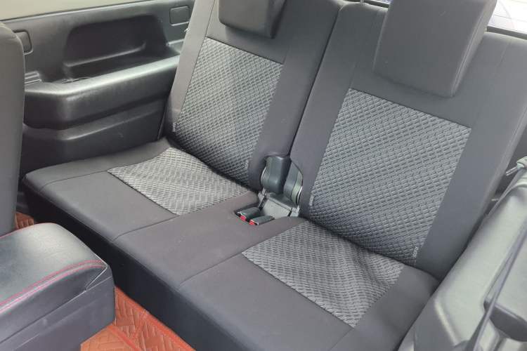 Used Suzuki Jimny 2015 1.3 AT JLX