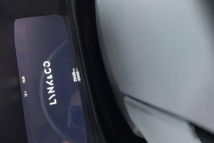 Used Lynk & Co 06 2021 1.5T Shero Pink Special Edition