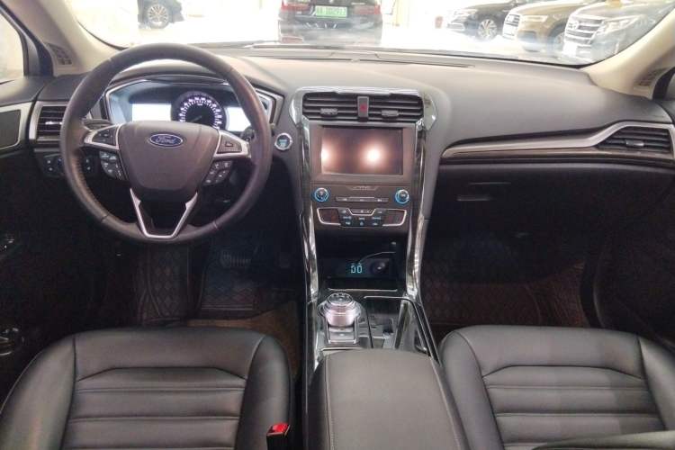 Used Ford Mondeo 2018 EcoBoost 200 Smart Control Luxury Model China VI Standard