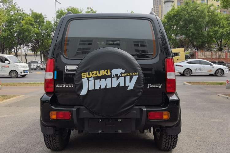 Used Suzuki Jimny 2015 1.3 AT JLX