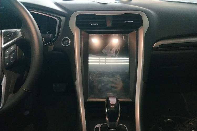 Used Ford Mondeo 2013 2.0L GTDi 200 Fashion Edition