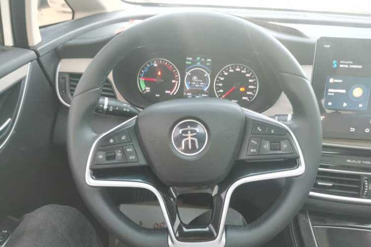 Used BYD Song MAX New Energy 2022 DM-i 105KM Prestige Model
