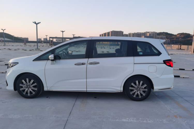 Used Honda Odyssey 2024 2.0L eHEV Sharp·Leading Edition