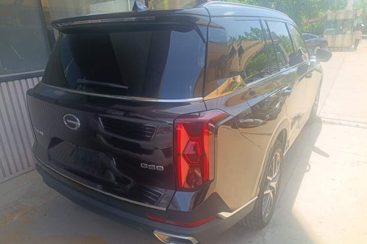 Used GAC Trumpchi GS8 2022 Linghang Series 2.0 TGDI Two-Wheel-Drive Luxury Smart Connectivity Version (7 Seats)