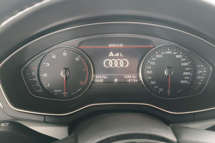 Used Audi A4L 2018 30th Anniversary Edition 40 TFSI Trendy Model
