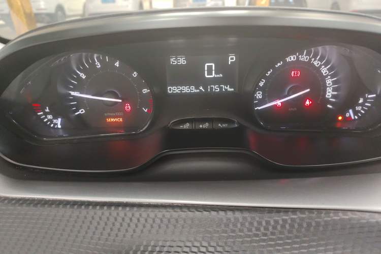 Used Peugeot 2008 2015 1.6L Automatic Playcool Edition