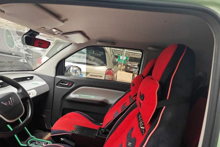 Used Wuling Hongguang MINIEV 2021 Macaron Fashion Model Lithium Iron Phosphate