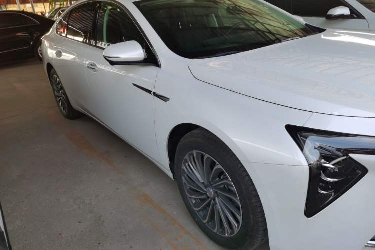 Used Buick LaCrosse 2023 28T Prestige Edition
