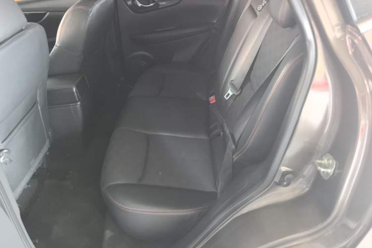 Used Nissan Qashqai 2016 2.0L CVT Luxury Edition
