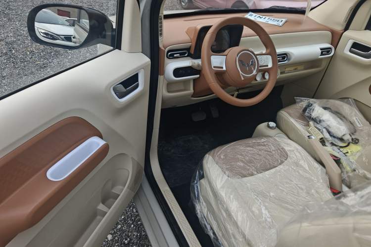 Used Wuling Hongguang MINIEV 2024 3rd Generation 215km Youth Edition