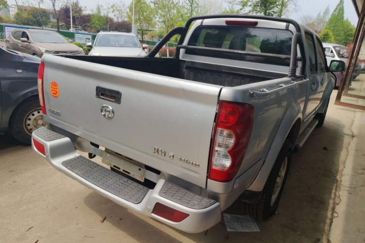 Used Great Wall Wingle 5 2013 2.8T European Version Two-Wheel Drive Elite Version Big Double-Cab GW2.8TC