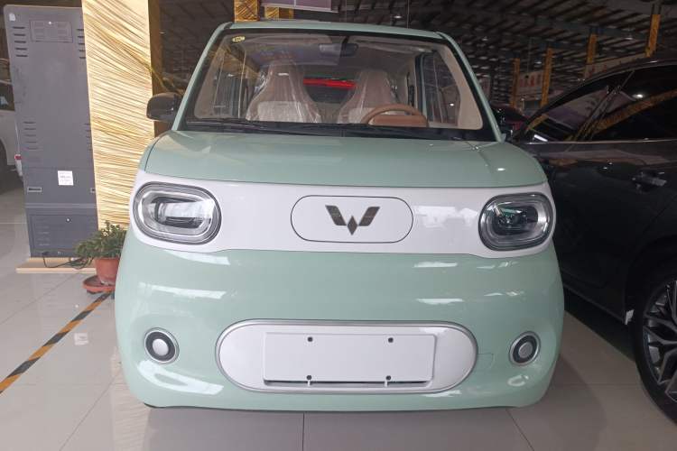 Used Wuling Hongguang MINIEV 2024 3rd Generation 215km Youth Edition