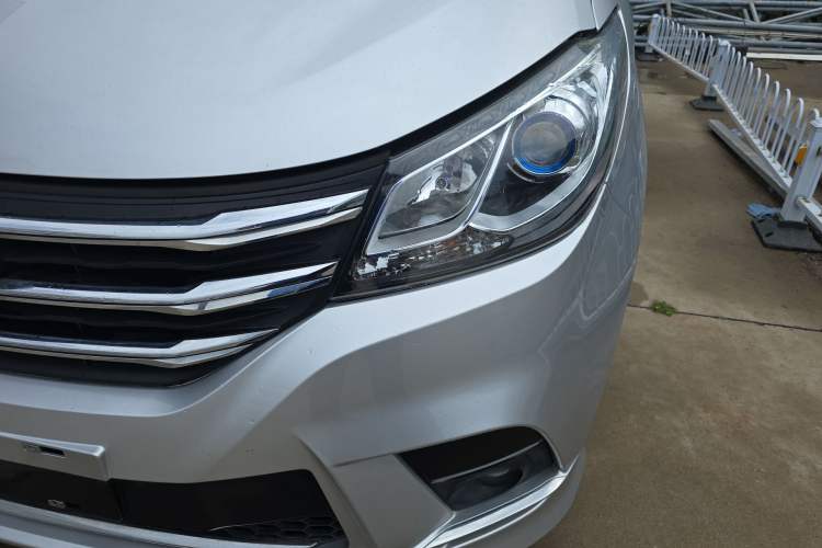 Used SAIC MAXUS G10 2022 2.0T Automatic Smart Enjoyment Version Gasoline 7 Seats
