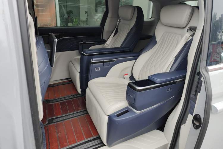 Used SAIC MAXUS G90 2022 2.0T Interstellar Six-Seater Edition