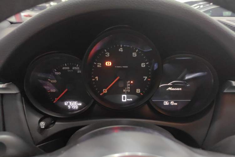 Used Porsche Macan 2018 Macan 2.0T
