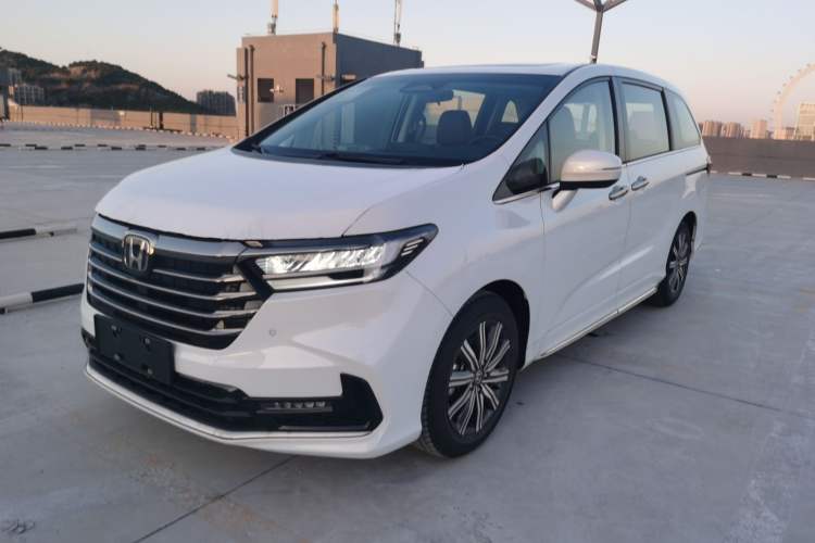 Used Honda Odyssey 2024 2.0L eHEV Sharp·Leading Edition