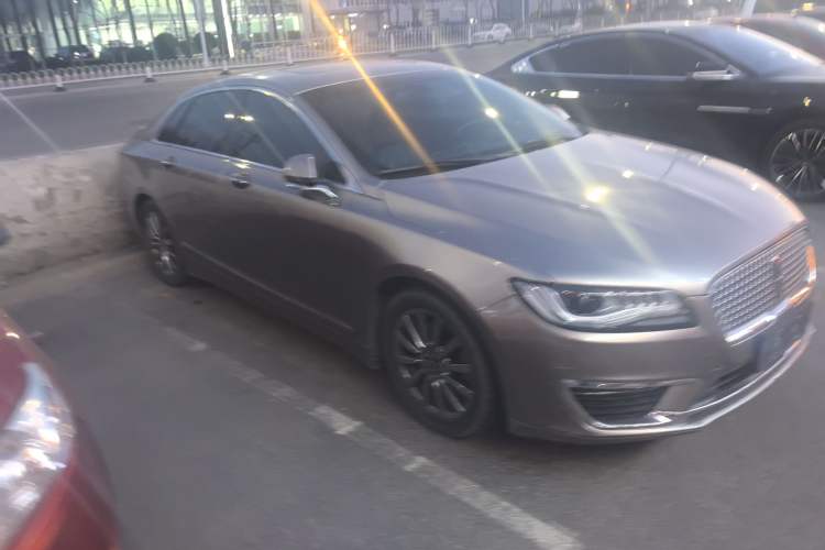 Used Lincoln MKZ 2017 2.0T Luxury Edition