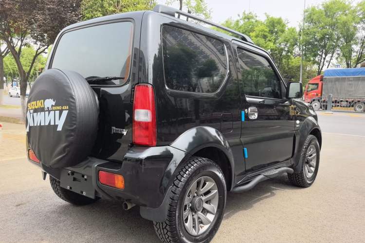 Used Suzuki Jimny 2015 1.3 AT JLX
