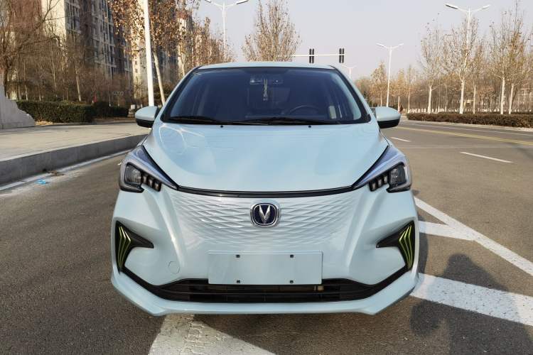 Used CHANGAN OSHAN Benni E-Star 2020 Xinyue Edition Lithium Iron Phosphate (31.95 kWh)
