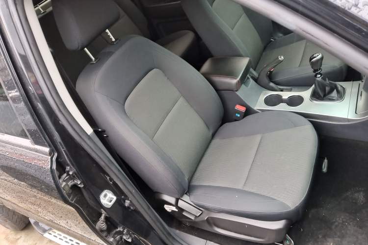 Used JAC T6 2020 2.0T Diesel 4x4 Elite Long Wheelbase China VI Standard HFC4DB2-2E
