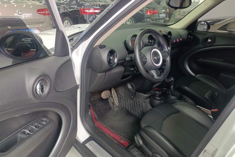 Used MINI Countryman 2014 1.6T COOPER S
