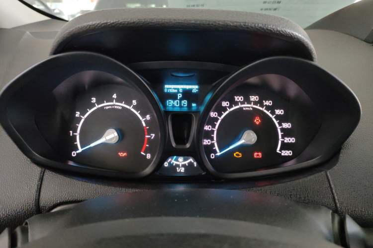 Used Ford EcoSport 2013 1.5L Automatic Fashion Model