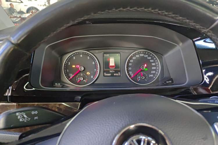 Used Volkswagen Multivan 2018 2.0 TSI 4x4 Prestige Edition 7-Seater