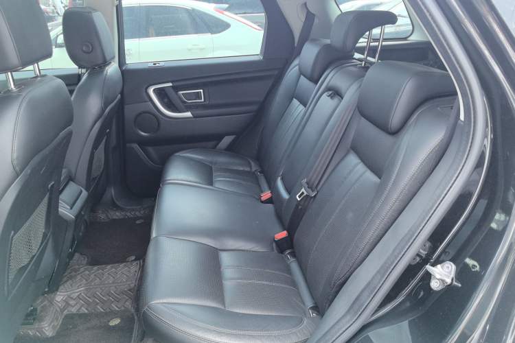 Used Land Rover Discovery Sport 2017 2.0T SE
