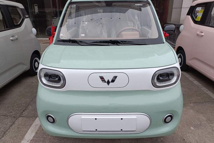 Used Wuling Hongguang MINIEV 2024 3rd Generation 215km Youth Edition