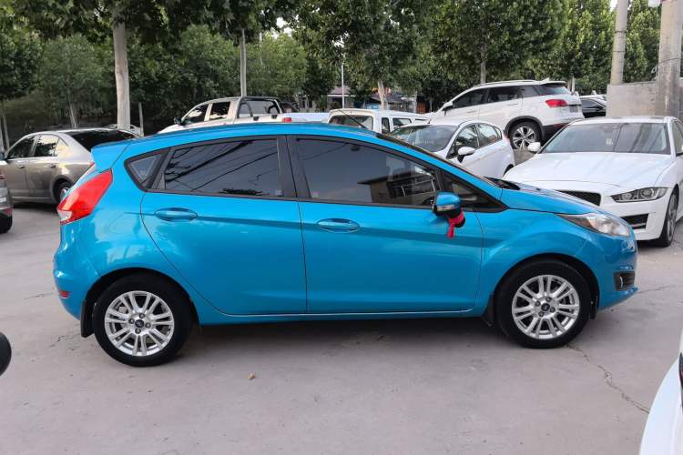 Used Ford Fiesta 2013 Hatchback 1.5L Automatic Fashion Edition