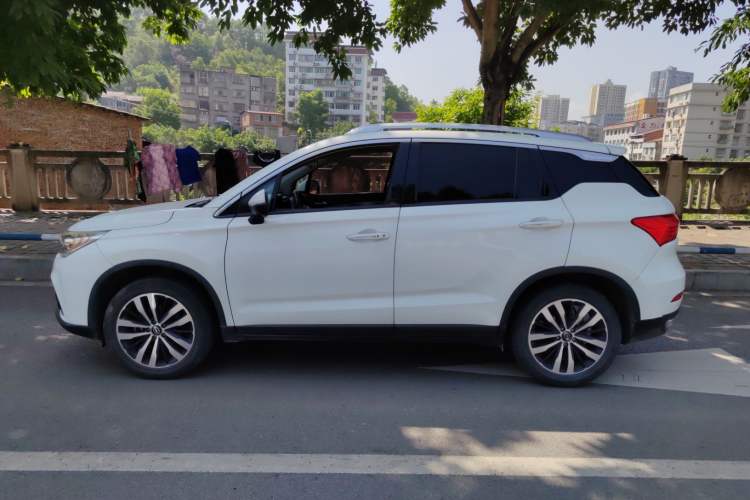 Used GAC Trumpchi GS4 2017 235T Automatic Two-Wheel Drive Luxury Smart Connectivity Version