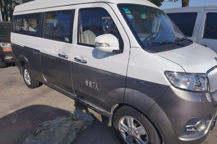 Used Jinbei New Hiace X30L CNG 2018 1.5L Wealth Edition Natural Gas Vehicle Passenger Bus SWFC15