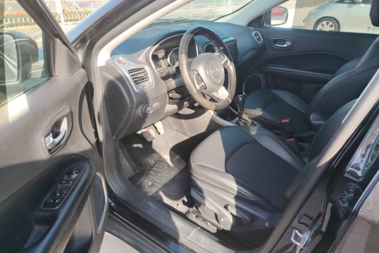 Used Jeep Compass 2017 200T Automatic Comfort Edition