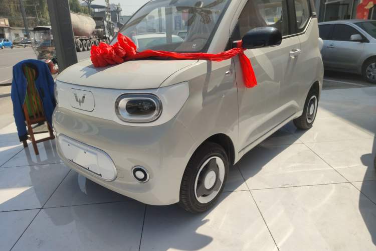 Used Wuling Hongguang MINIEV 2024 3rd Generation 215km Youth Edition
