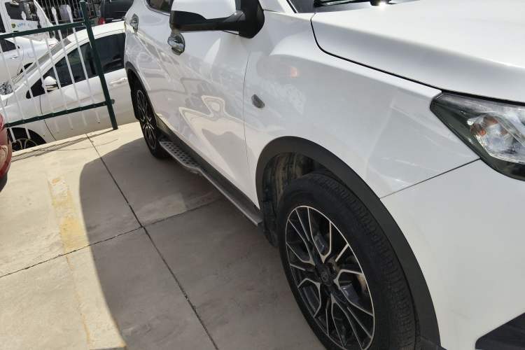 Used Soueast DX3 2018 1.5L Manual Luxury Model