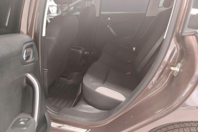 Used Peugeot 2008 2015 1.6L Automatic Playcool Edition