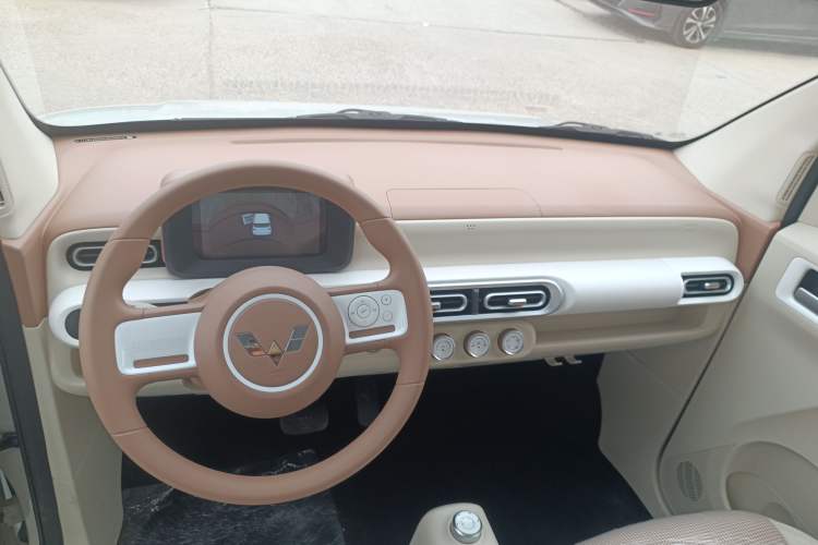 Used Wuling Hongguang MINIEV 2024 3rd Generation 215km Youth Edition