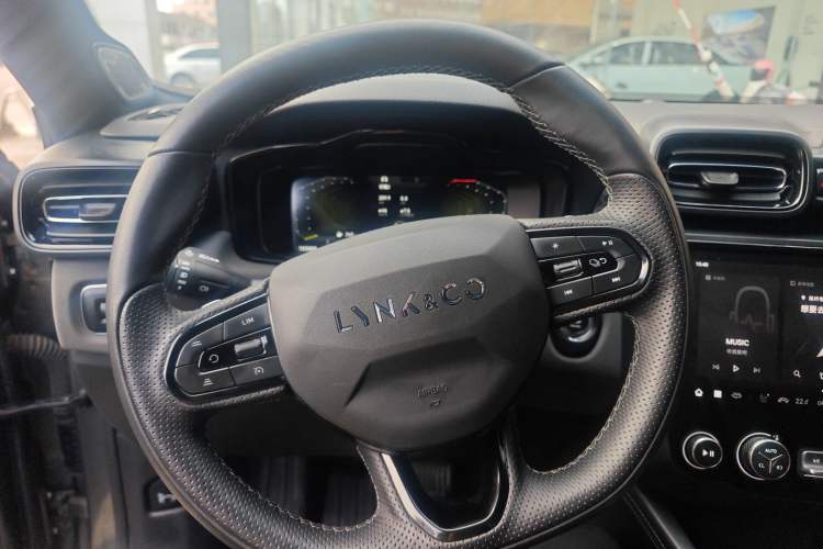Used Lynk & Co 03 2022 2.0TD DCT JingPro