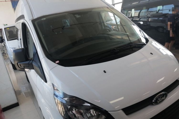 Used Ford Transit 2019 2.0T Gasoline Automatic Multi-Function Commercial Vehicle Mid-Roof 6-Seater China VI Standard