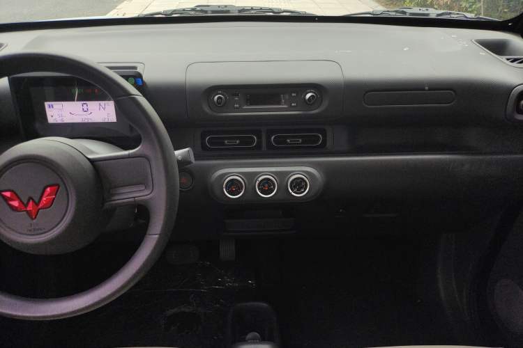 Used Wuling Zhiguang New Energy 2025 Comfort Model