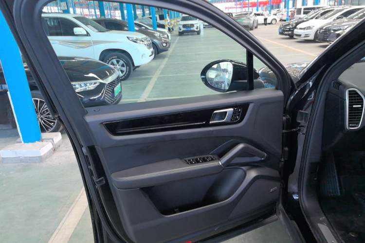 Used Porsche Cayenne 2021 3.0T U.S. specification