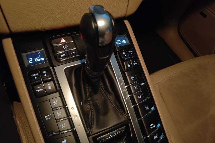 Used Porsche Macan 2017 Macan 2.0T