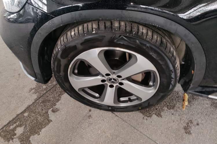 Used Mercedes-Benz GLC 2017 GLC 260 4MATIC Luxury Model