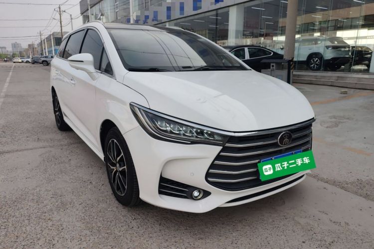 Used BYD Song MAX 2017 1.5T Automatic Smart Connect Prestige 7-Seater Front Right 45 Deg